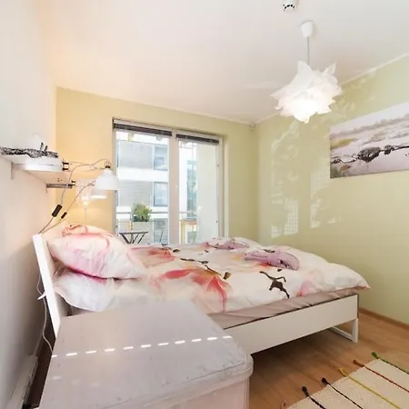 Bright Apartamento Tallin